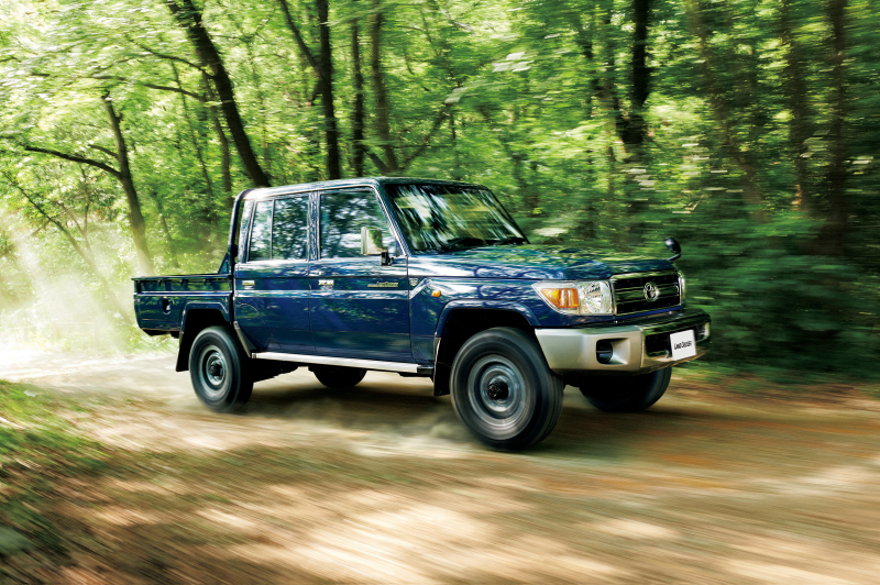 Illustration for article titled Toyota Is Re-Releasing The Land Cruiser 70 In All Its 1980s Glory
